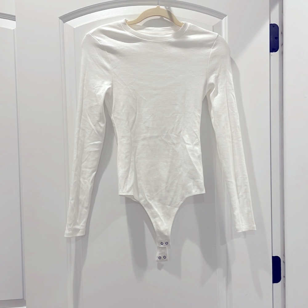 Abercrombie White Long-Sleeve Essential Crew Bodysuit